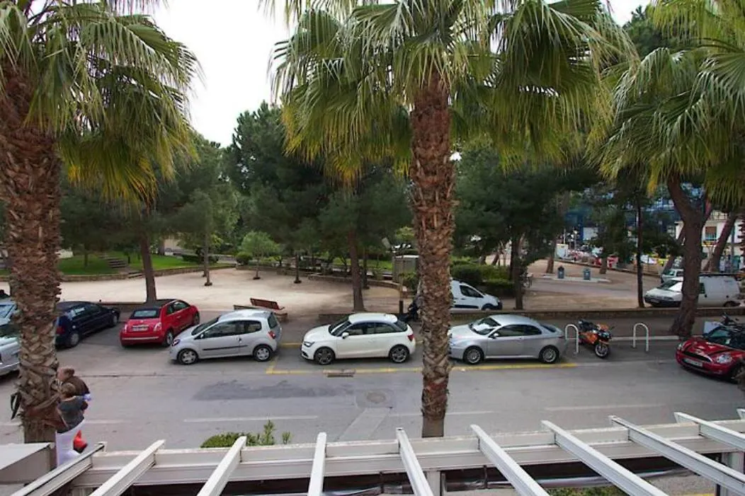 Appartement Sur La Pinede A Juan Les Pins 앙티브