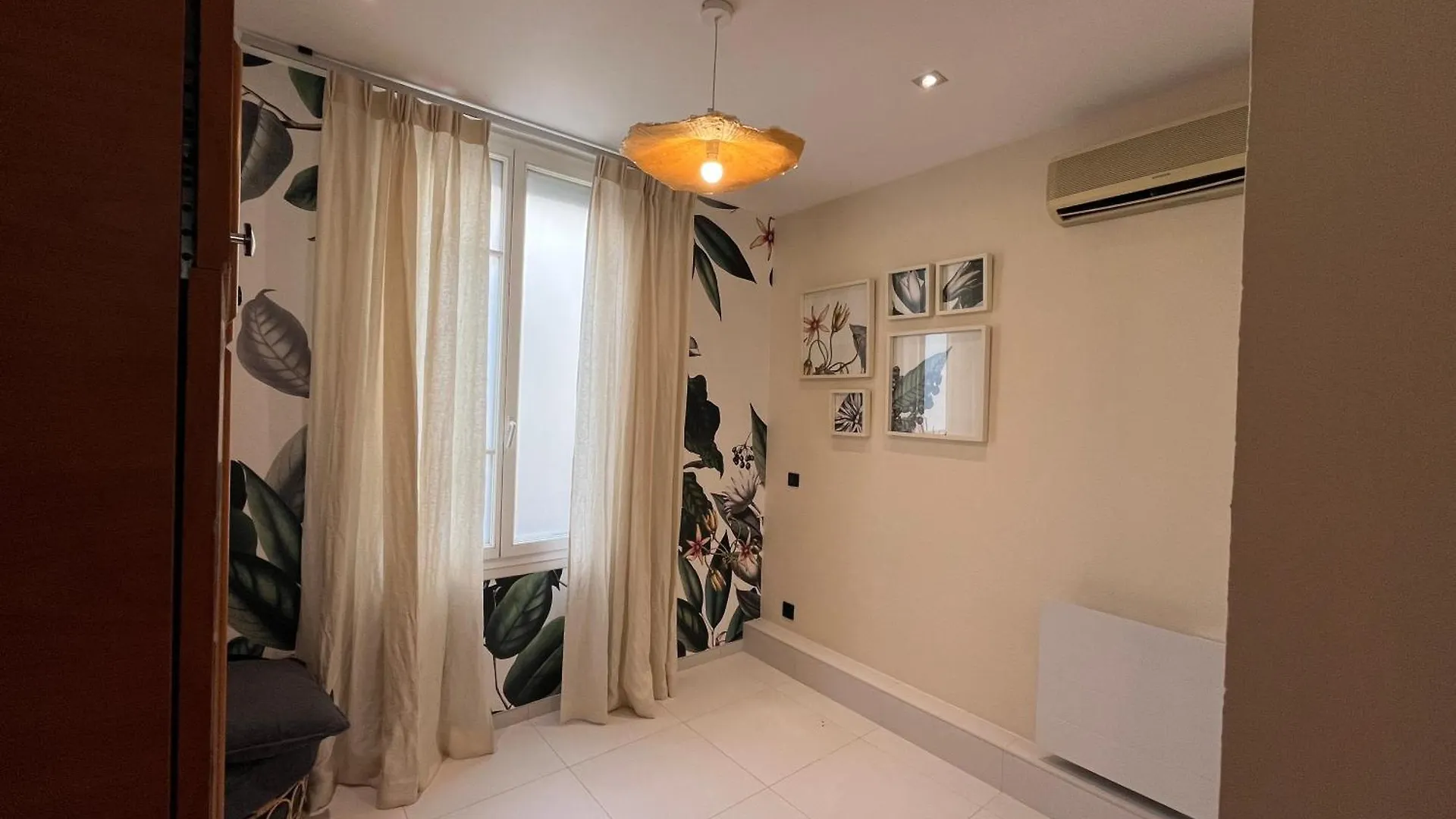 Appartement Sur La Pinede A Juan Les Pins Antibes